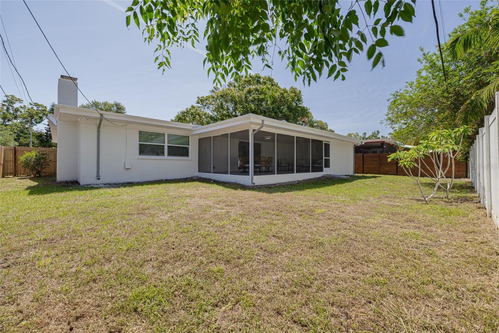 Image 30 of 30 For 1952 Algonquin Drive