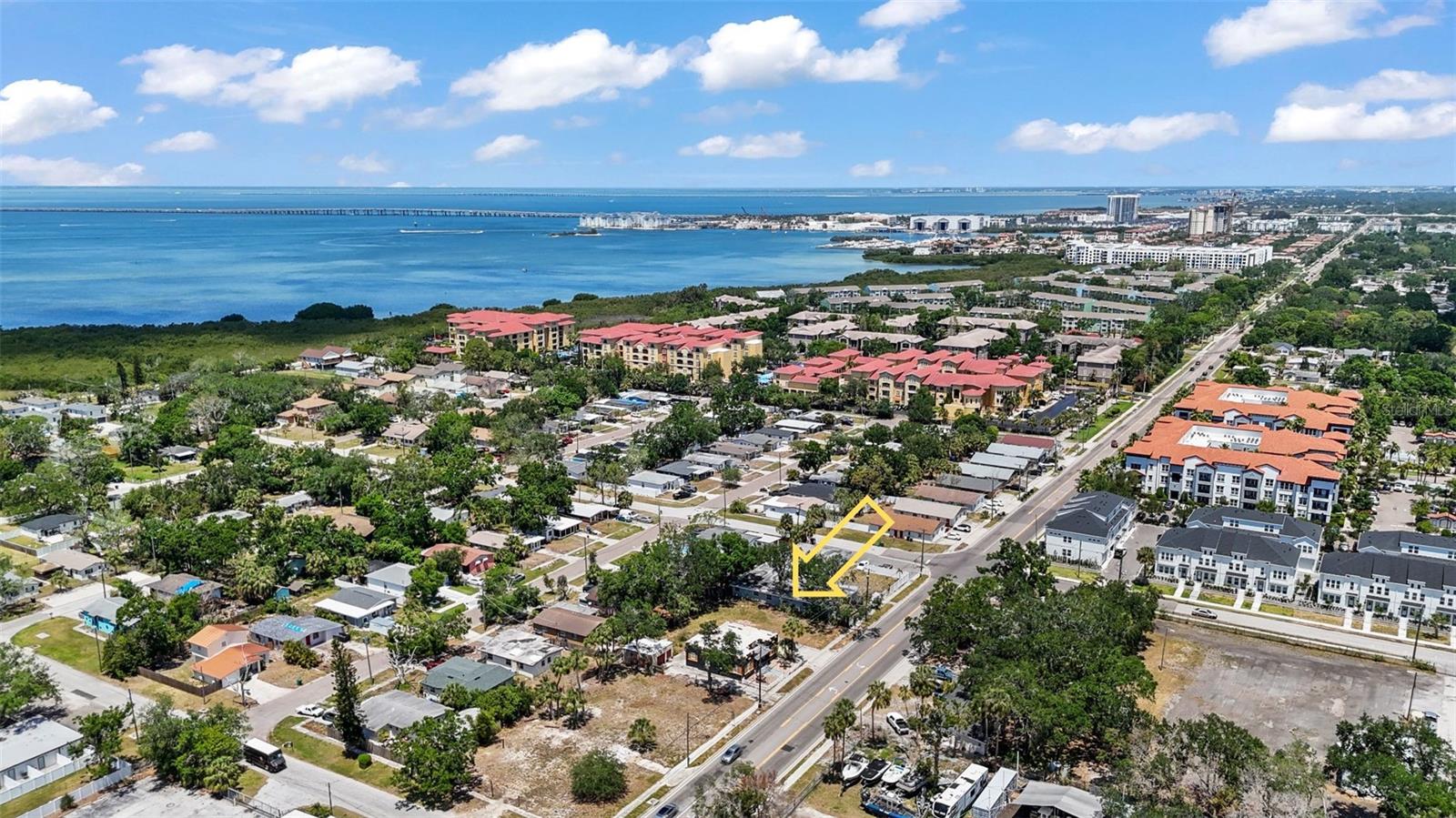 Image 11 of 20 For 6719 West Shore Boulevard