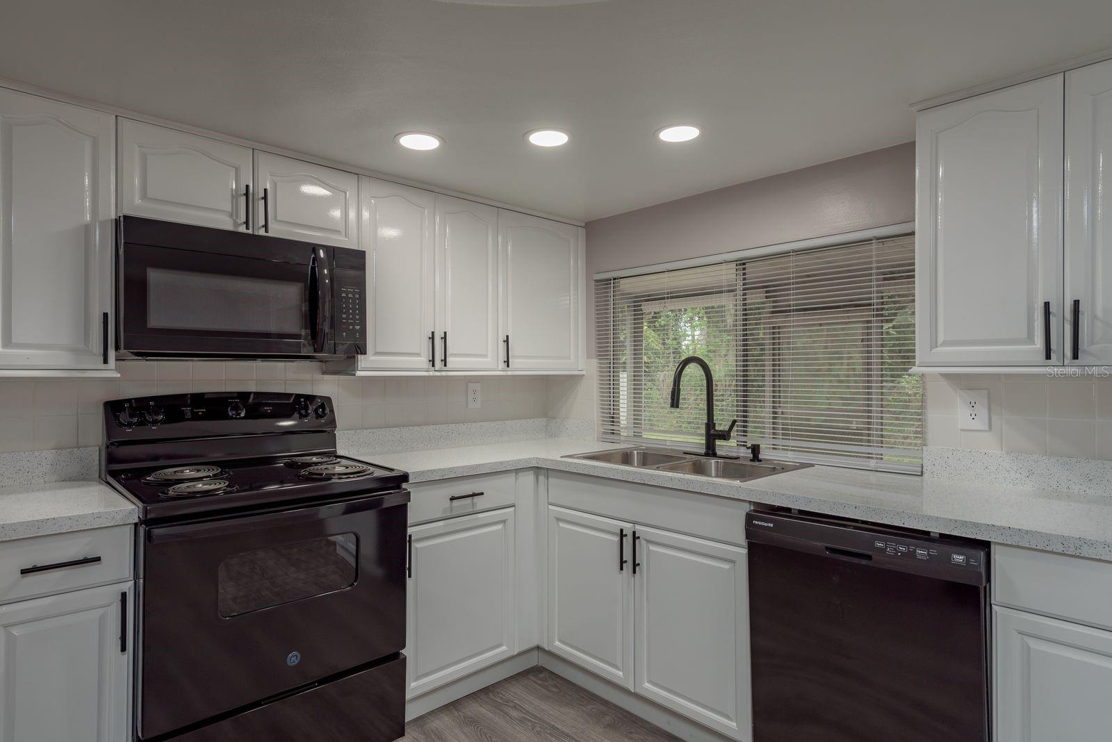 Image 10 of 23 For 3601 Grayton Drive