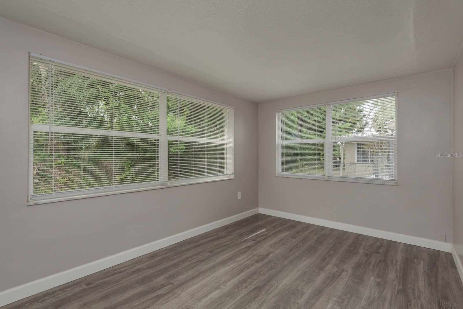 Image 17 of 23 For 3601 Grayton Drive