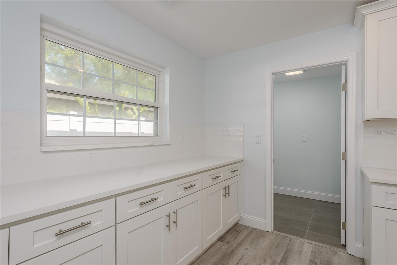 Image 11 of 34 For 1152 Jackmar Road