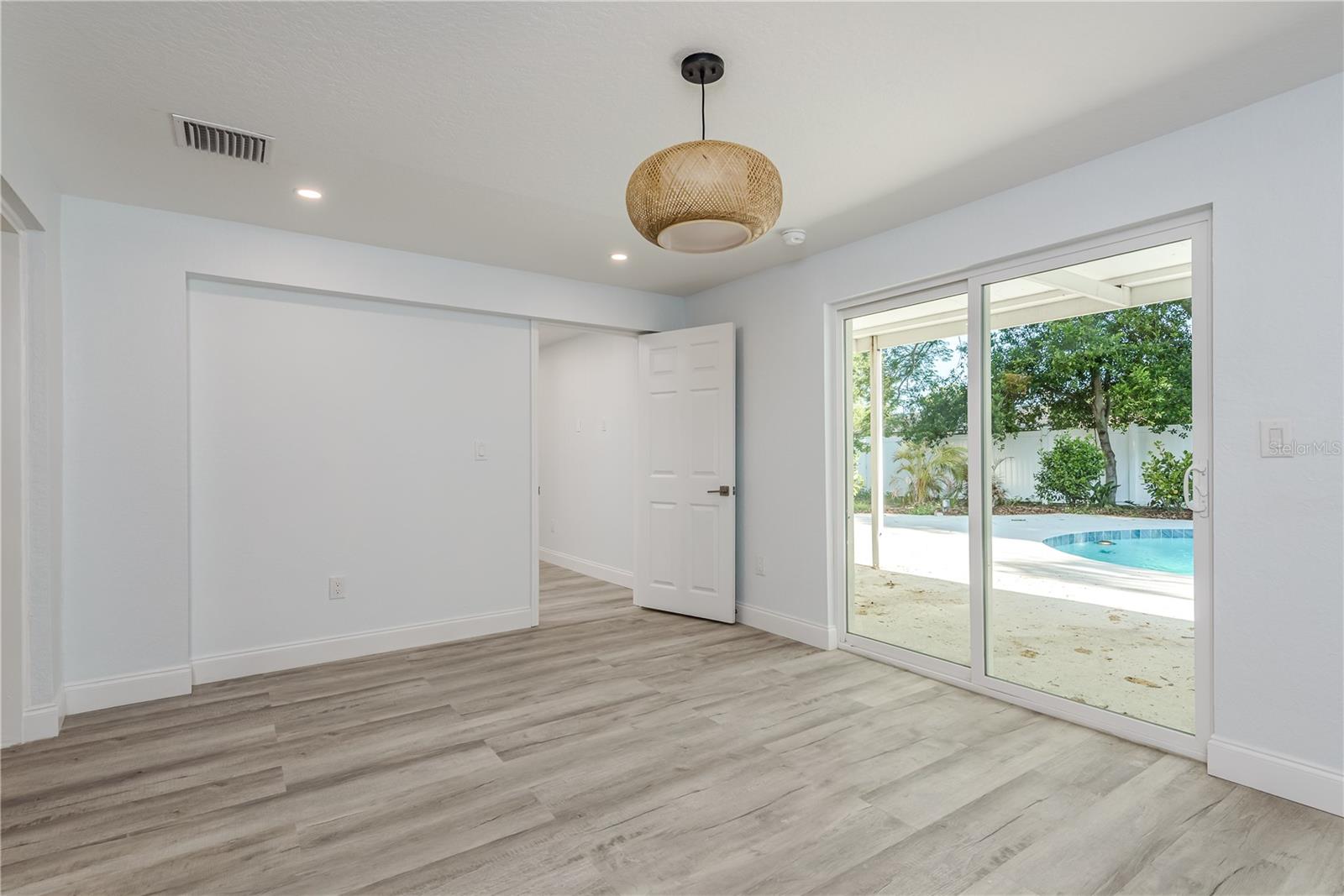 Image 13 of 34 For 1152 Jackmar Road