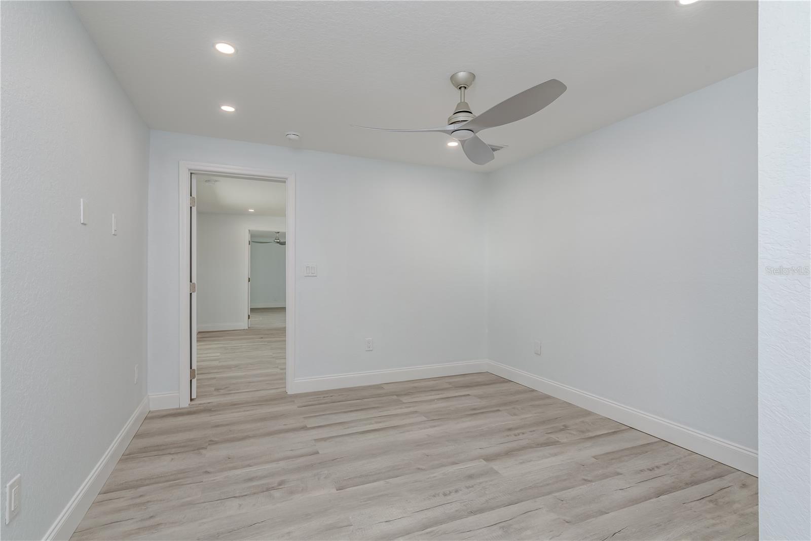 Image 21 of 34 For 1152 Jackmar Road