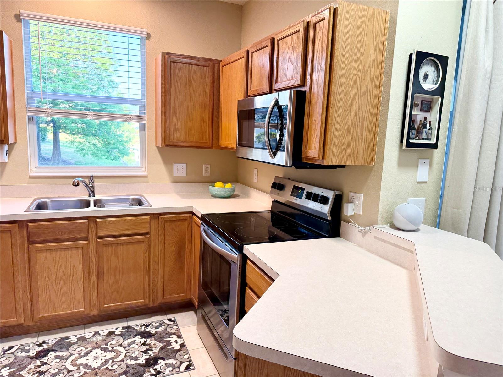 Listing photo id 9 for 12351 Country White Circle
