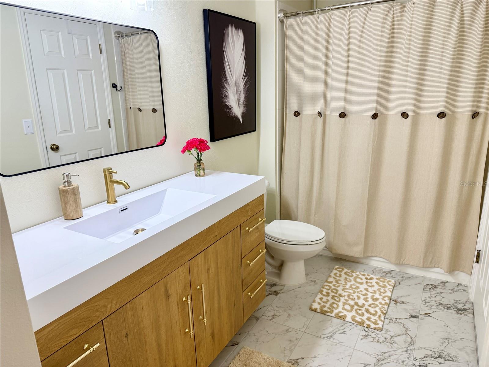 Listing photo id 13 for 12351 Country White Circle