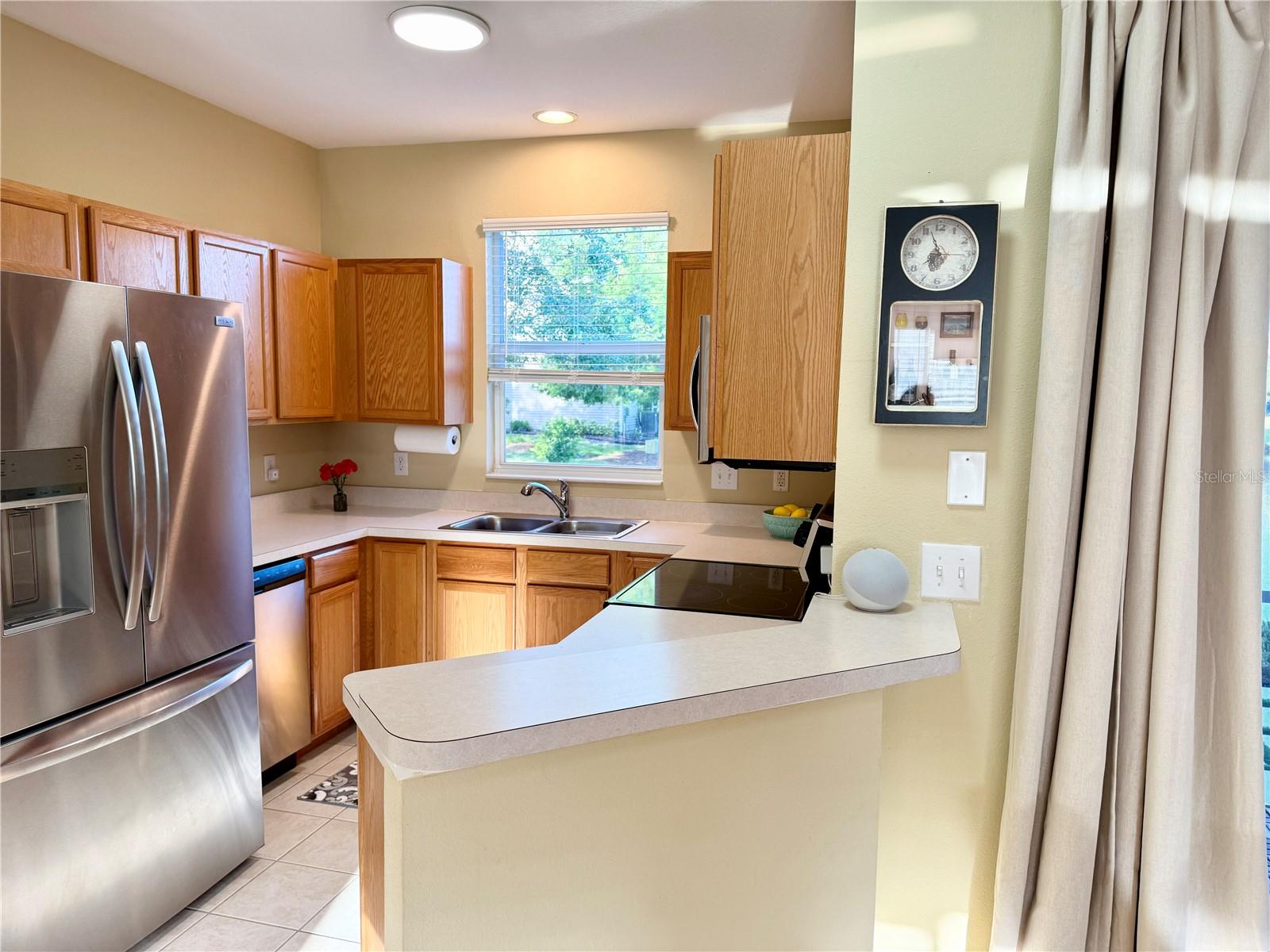 Listing photo id 7 for 12351 Country White Circle