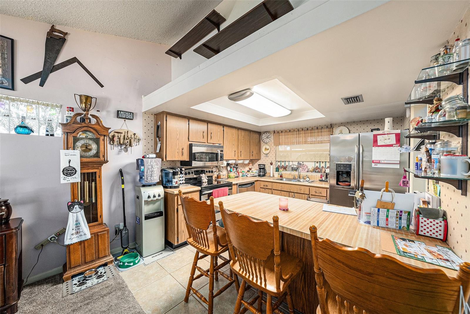 Image 10 of 29 For 616 Highview Circle S