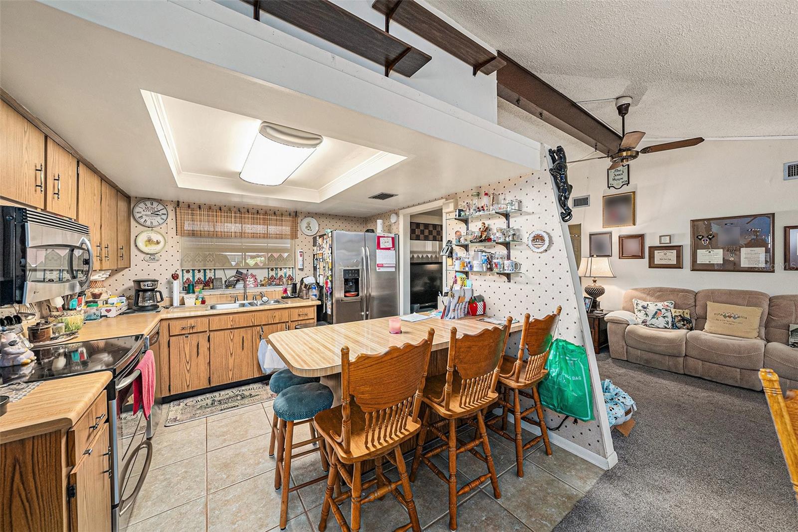 Image 11 of 29 For 616 Highview Circle S