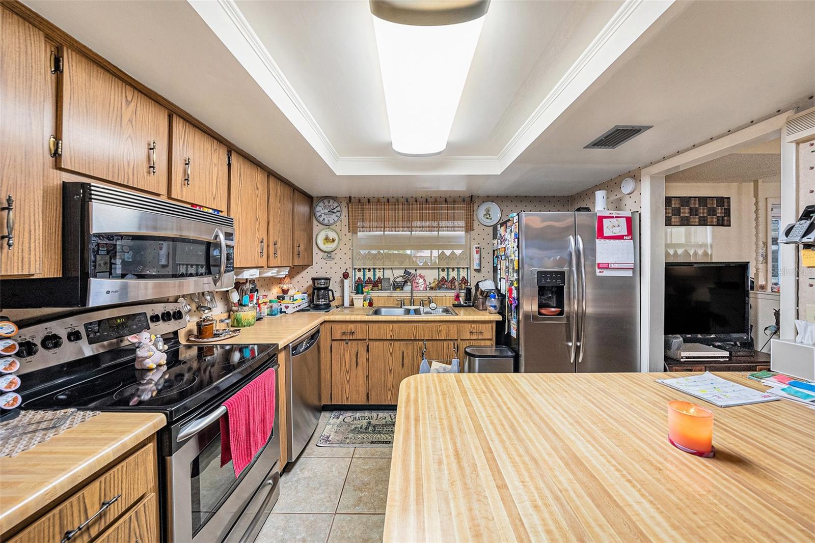 Image 12 of 29 For 616 Highview Circle S