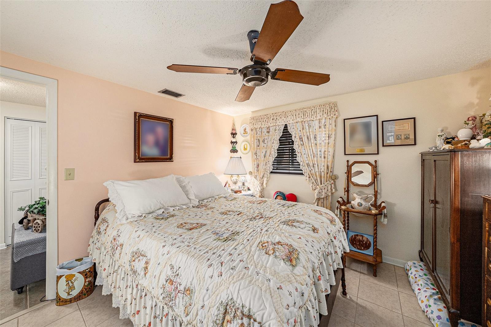 Image 14 of 29 For 616 Highview Circle S