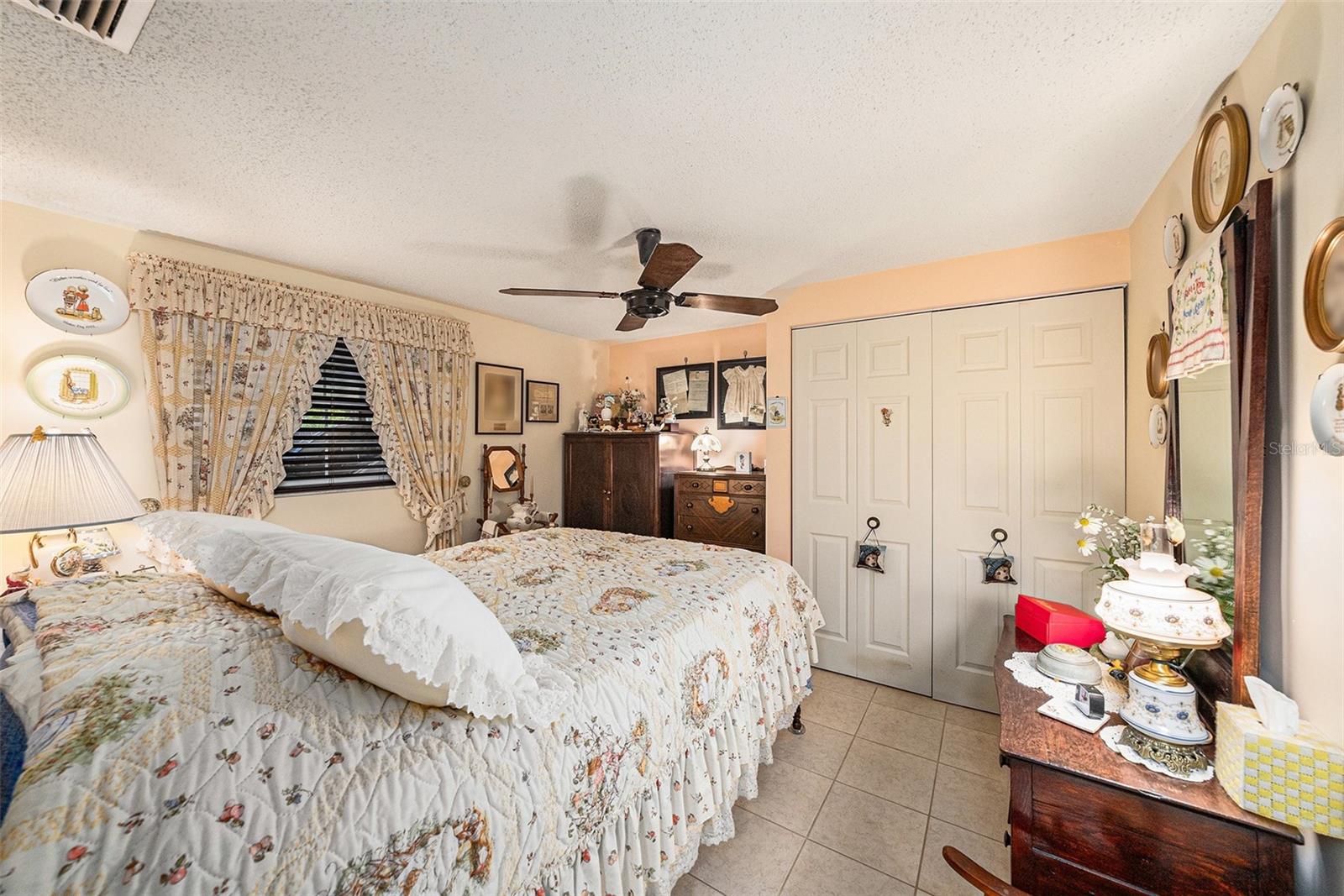 Image 15 of 29 For 616 Highview Circle S
