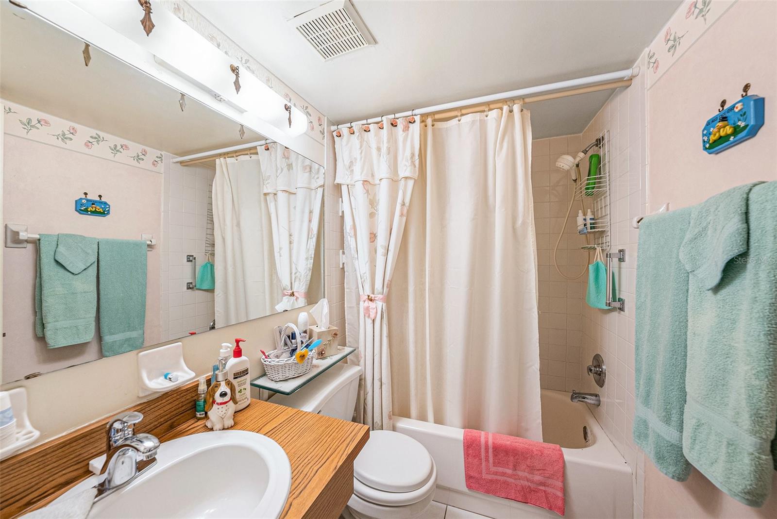 Image 19 of 29 For 616 Highview Circle S