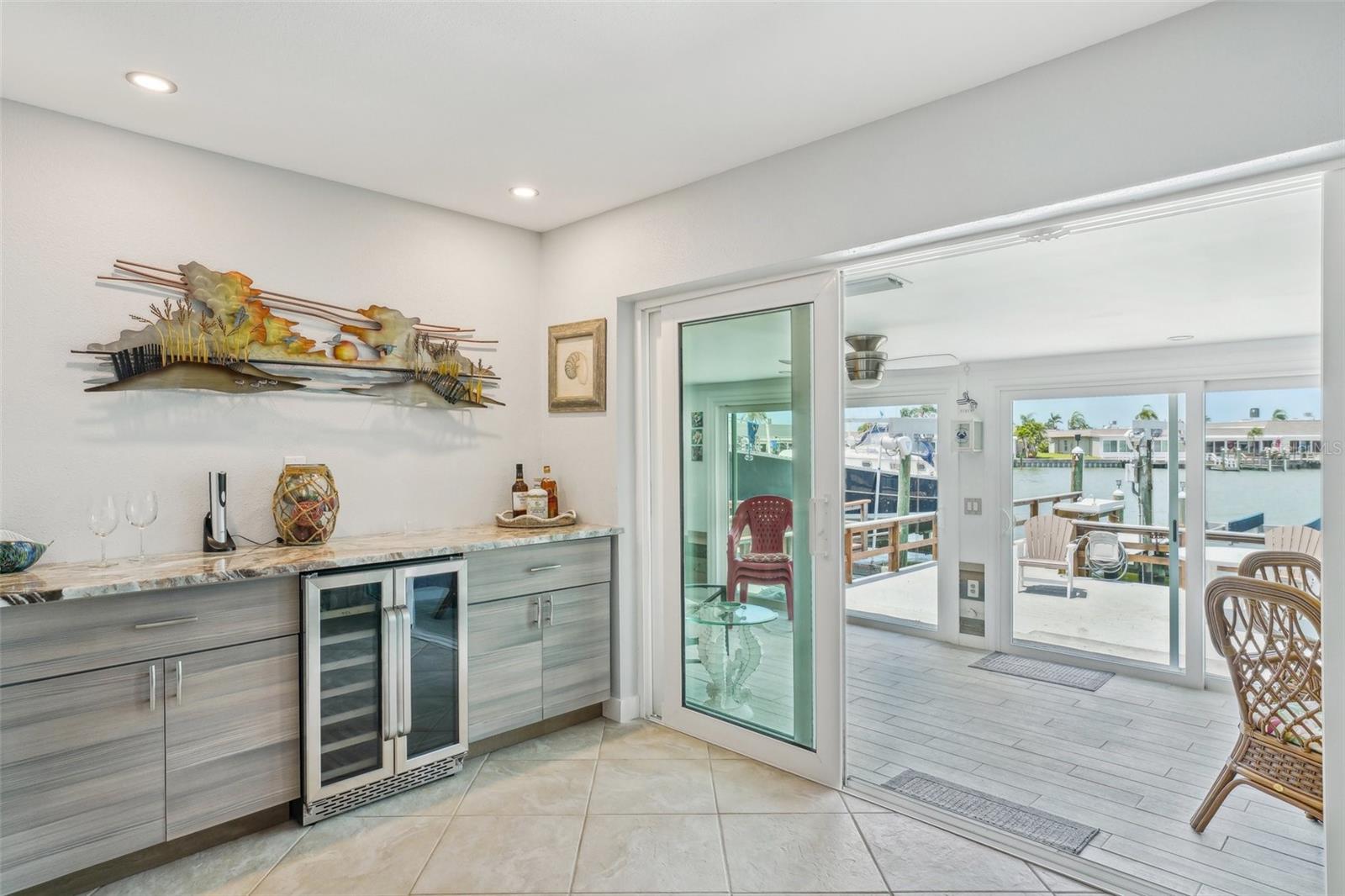 Image 14 of 72 For 467 Boca Ciega Point Boulevard S