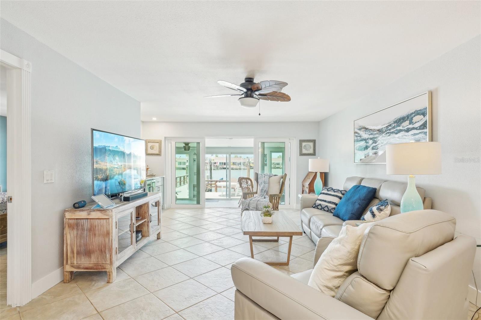 Image 15 of 72 For 467 Boca Ciega Point Boulevard S