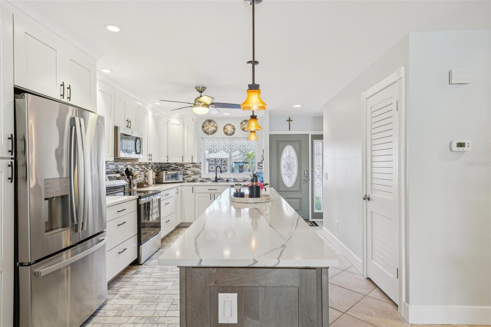 Image 25 of 72 For 467 Boca Ciega Point Boulevard S