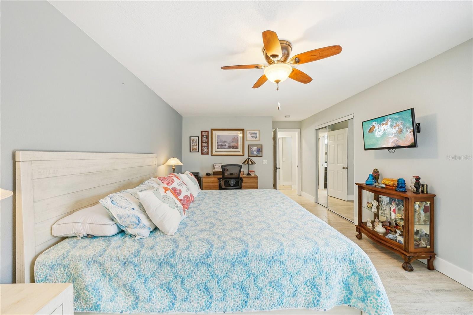 Image 29 of 72 For 467 Boca Ciega Point Boulevard S