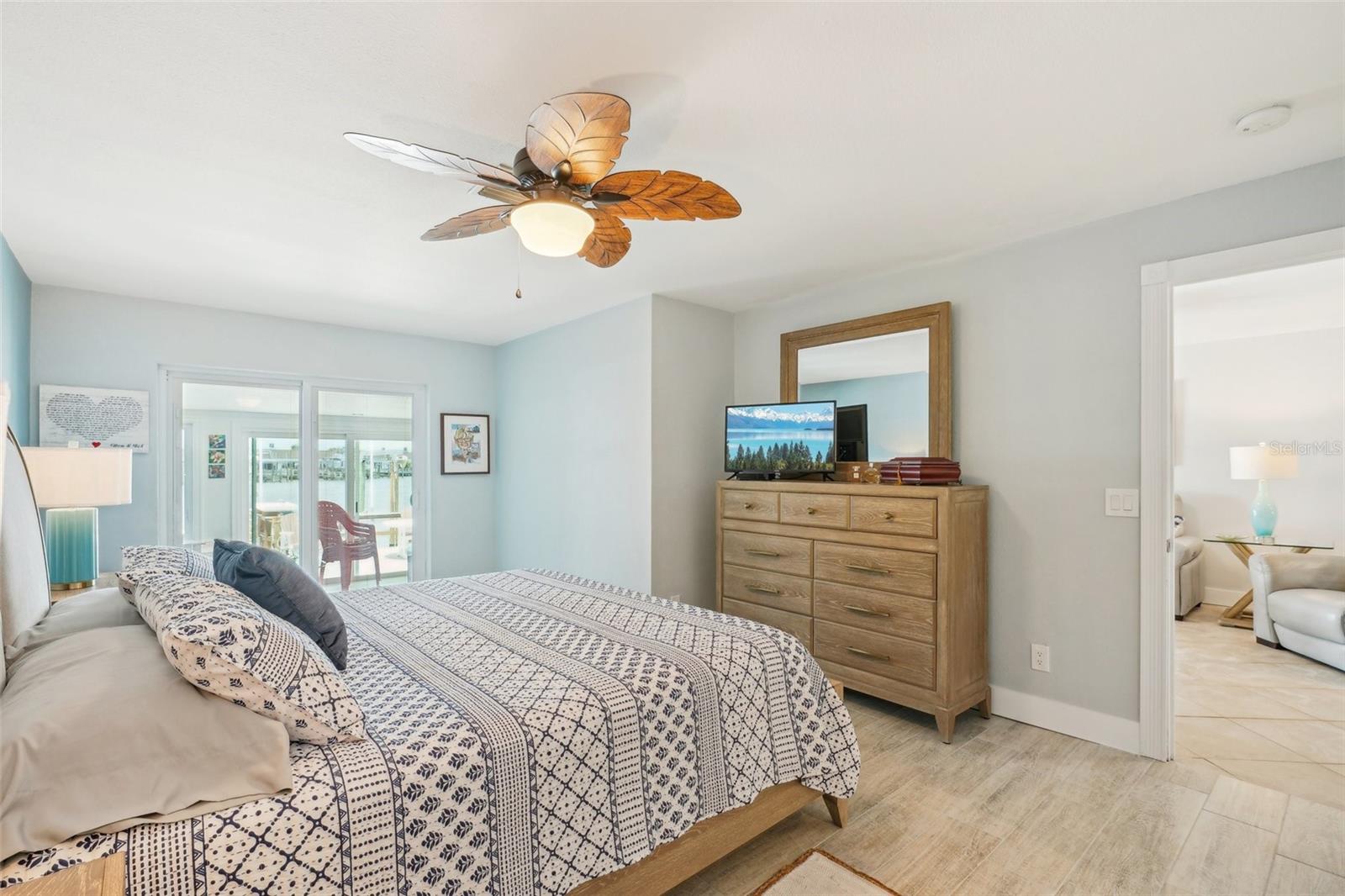 Image 33 of 72 For 467 Boca Ciega Point Boulevard S