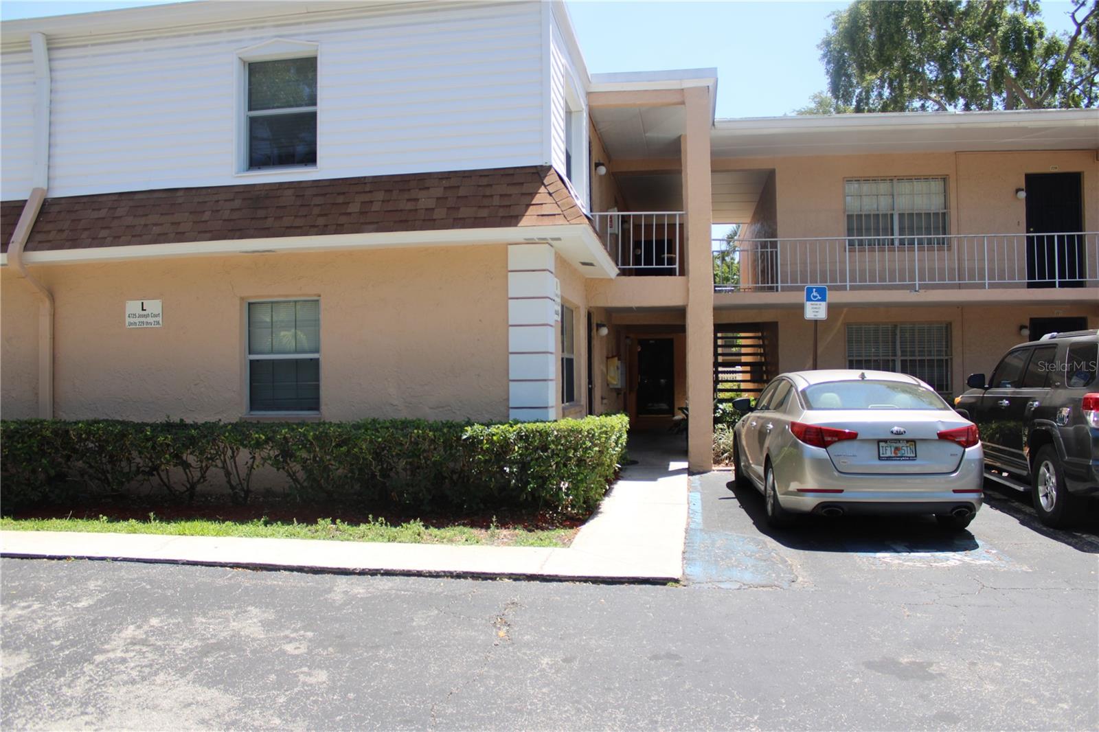 Details for 4725 Joseph Court 233, TAMPA, FL 33614