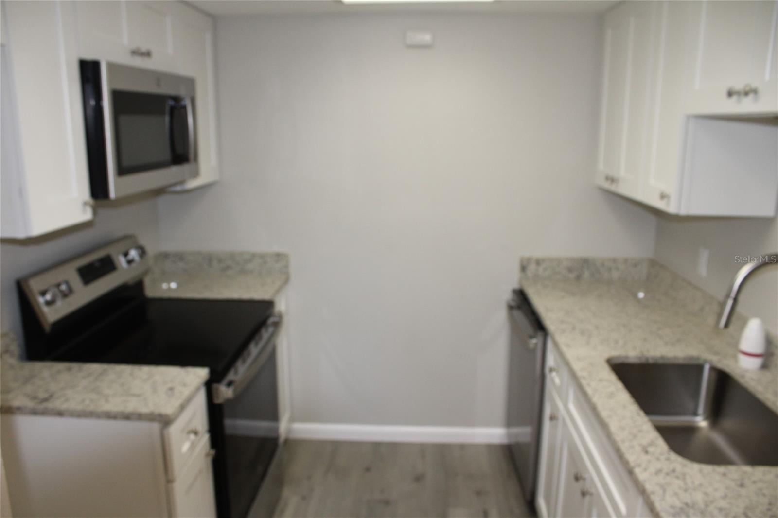 Image 6 of 17 For 4725 Joseph Court 233