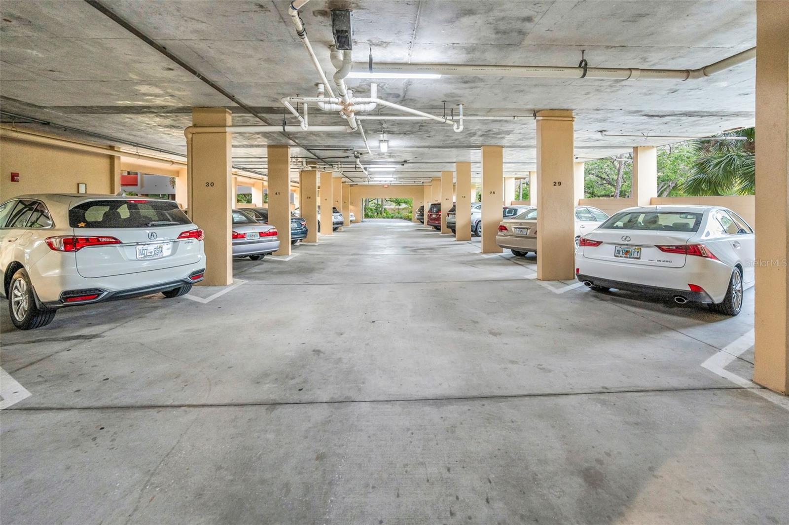 Image 38 of 60 For 3062 Eastland Boulevard 402