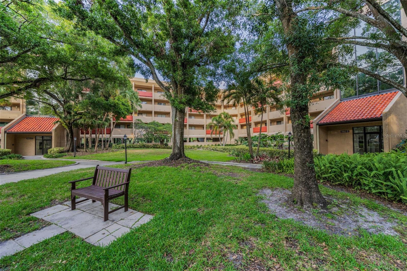 Image 4 of 60 For 3062 Eastland Boulevard 402