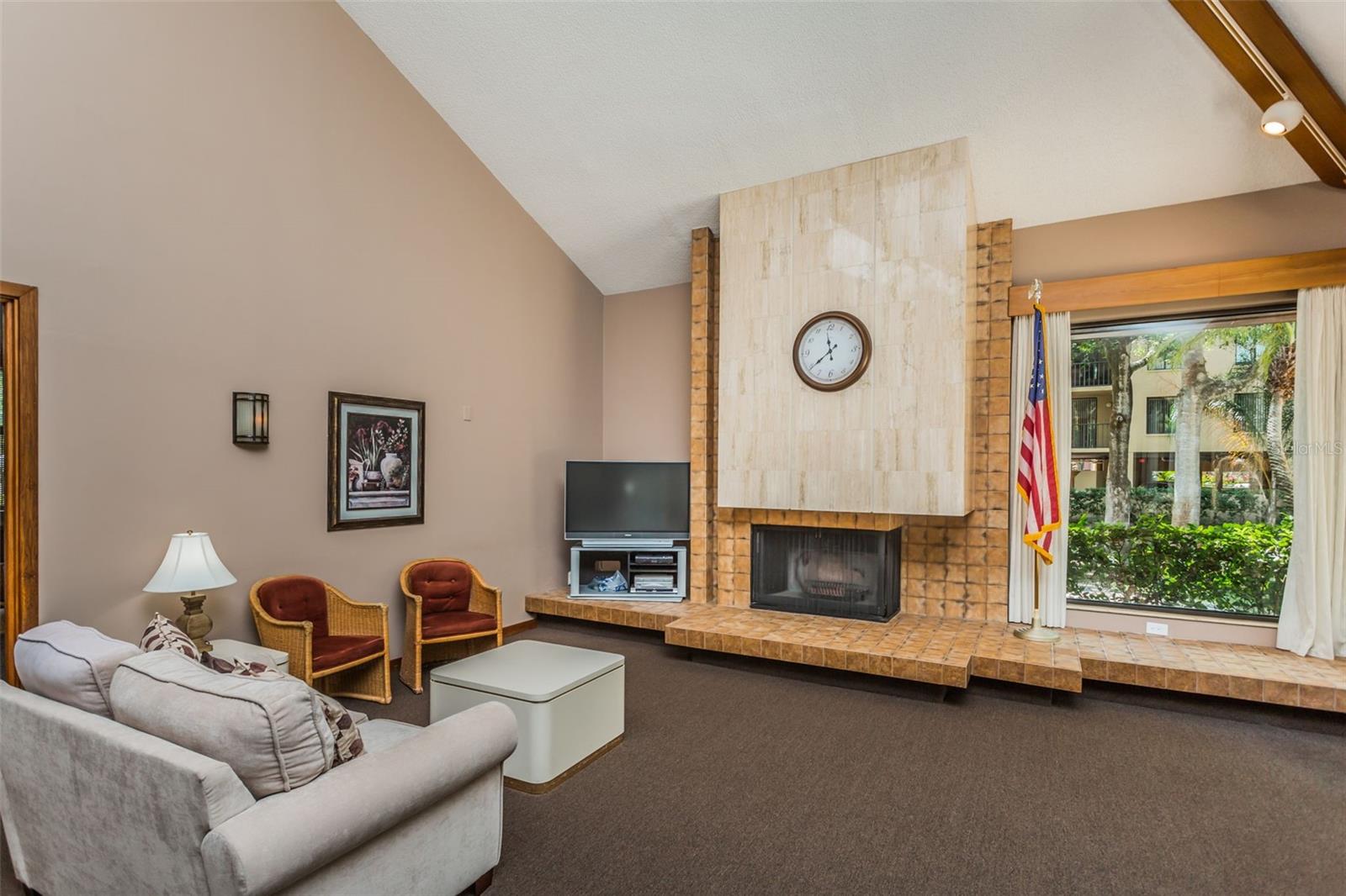 Image 53 of 60 For 3062 Eastland Boulevard 402