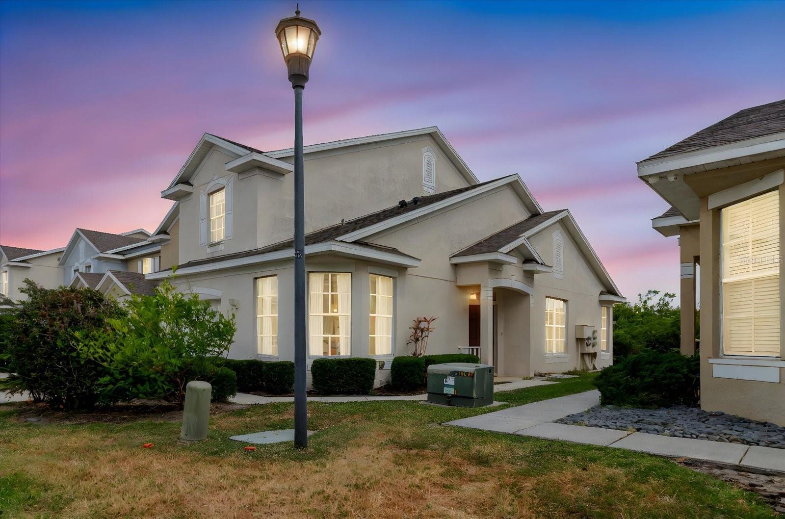 Listing photo id 0 for 6260 Olivedale Drive