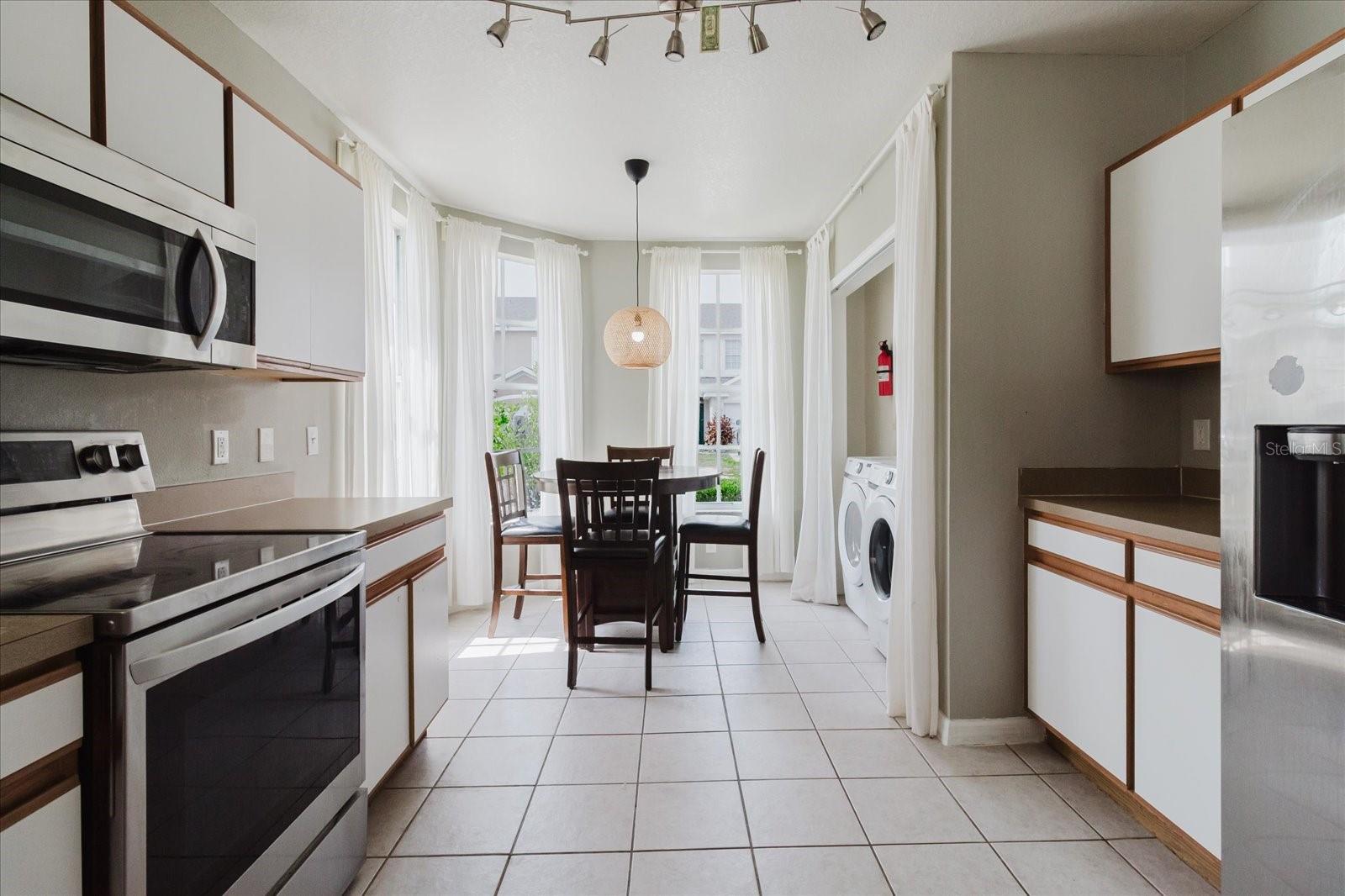 Listing photo id 22 for 6260 Olivedale Drive