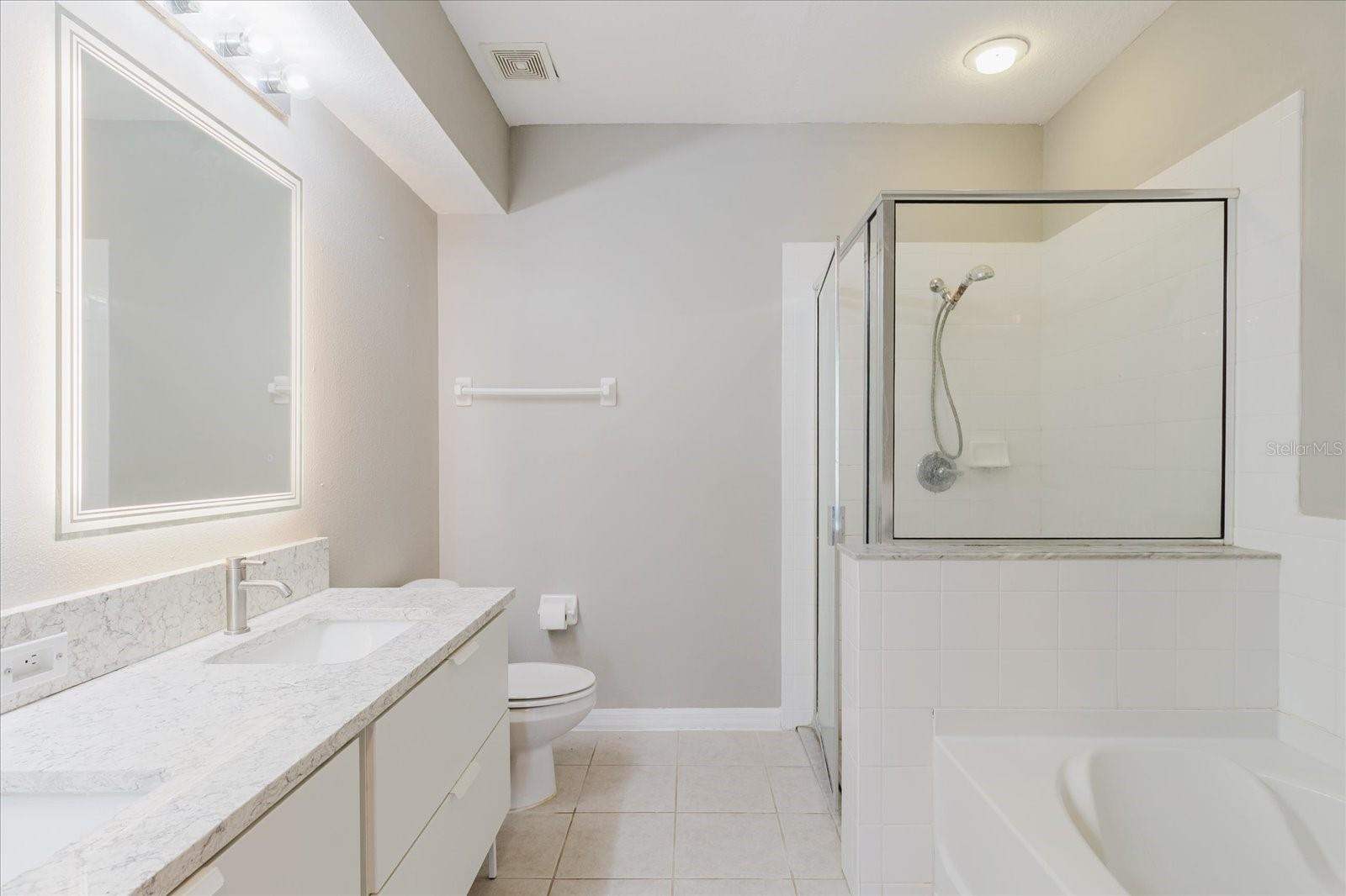 Listing photo id 29 for 6260 Olivedale Drive