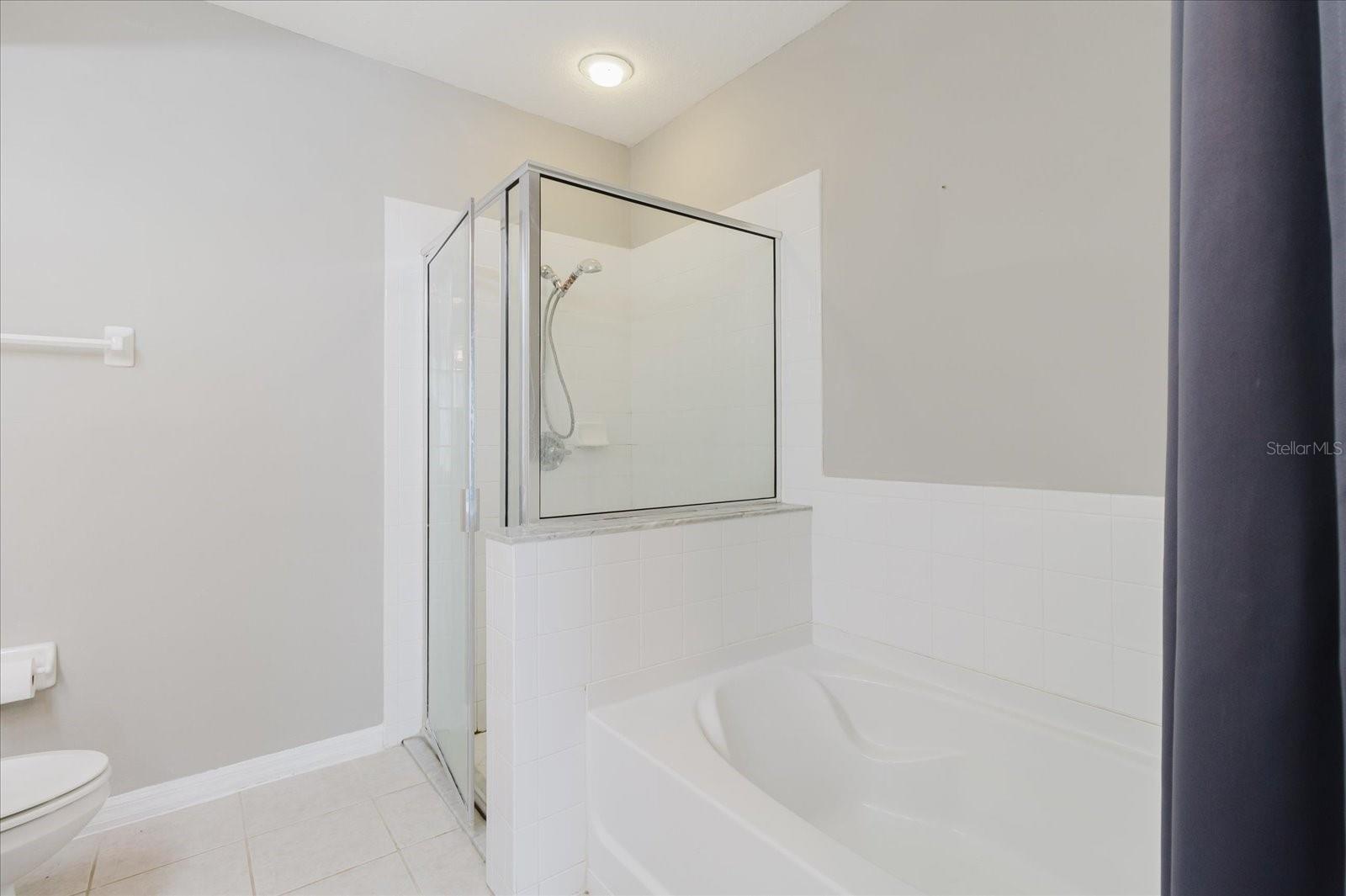 Listing photo id 31 for 6260 Olivedale Drive