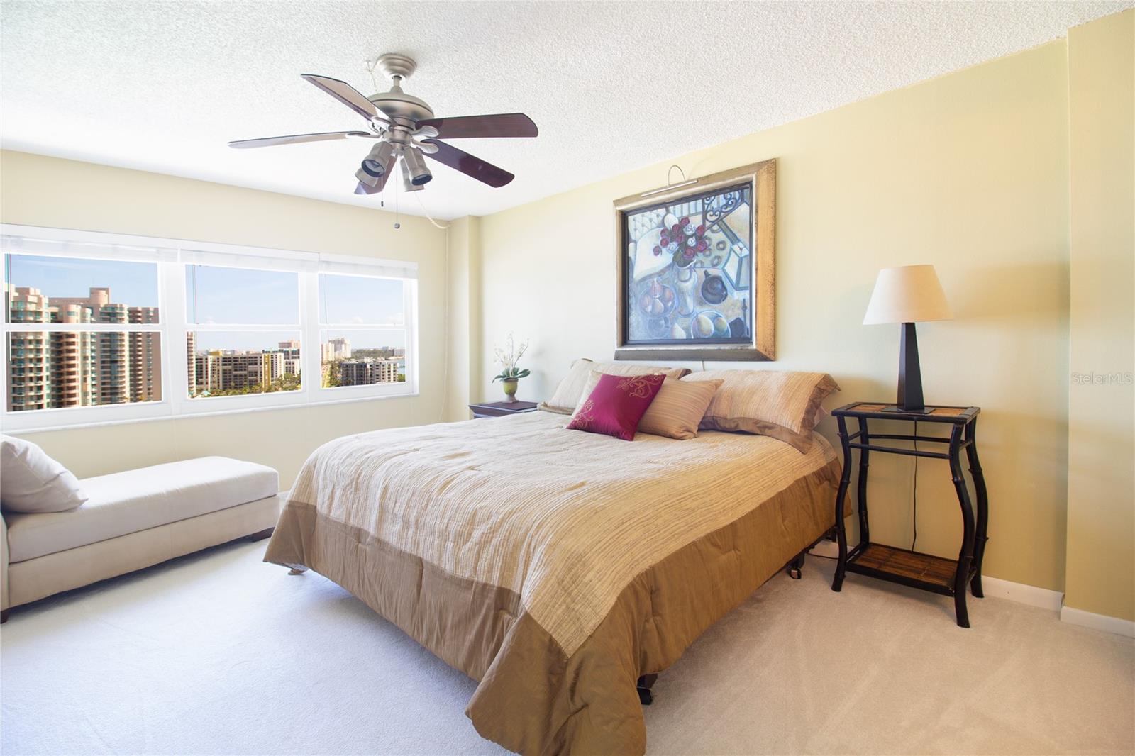 Image 14 of 51 For 1621 Gulf Boulevard 1604