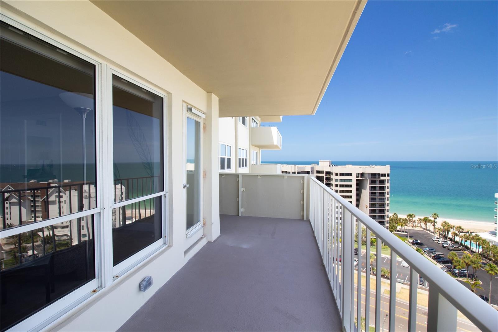 Image 24 of 51 For 1621 Gulf Boulevard 1604