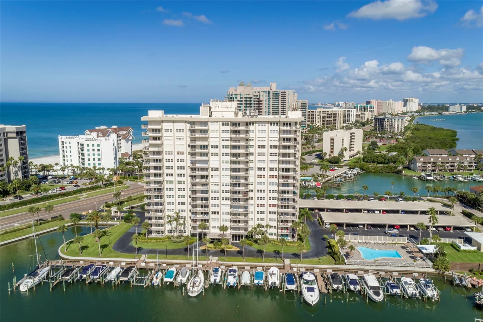 Image 4 of 51 For 1621 Gulf Boulevard 1604