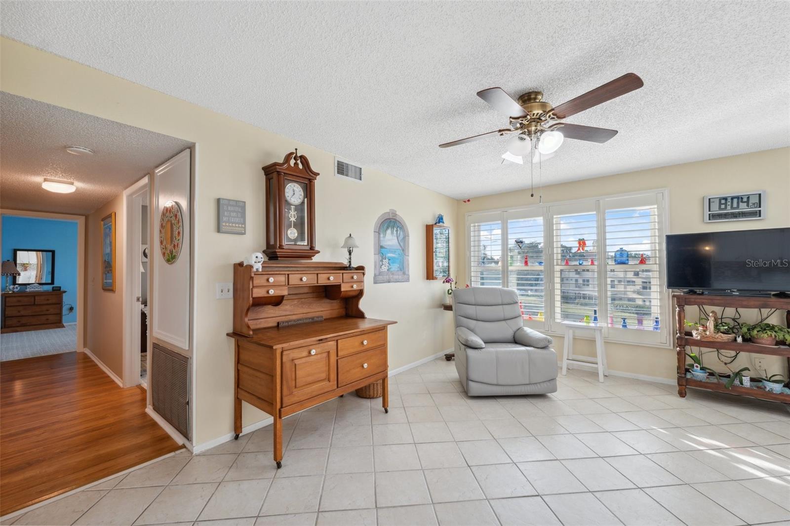Image 10 of 53 For 2221 Swedish Drive 55