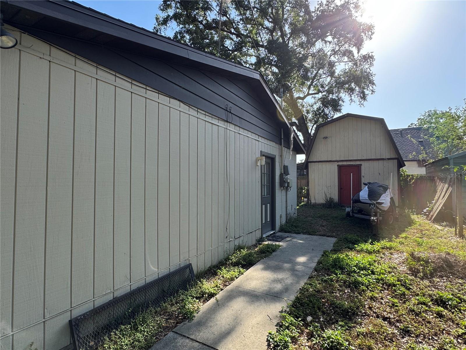 Image 3 of 32 For 1703 Taylor Road