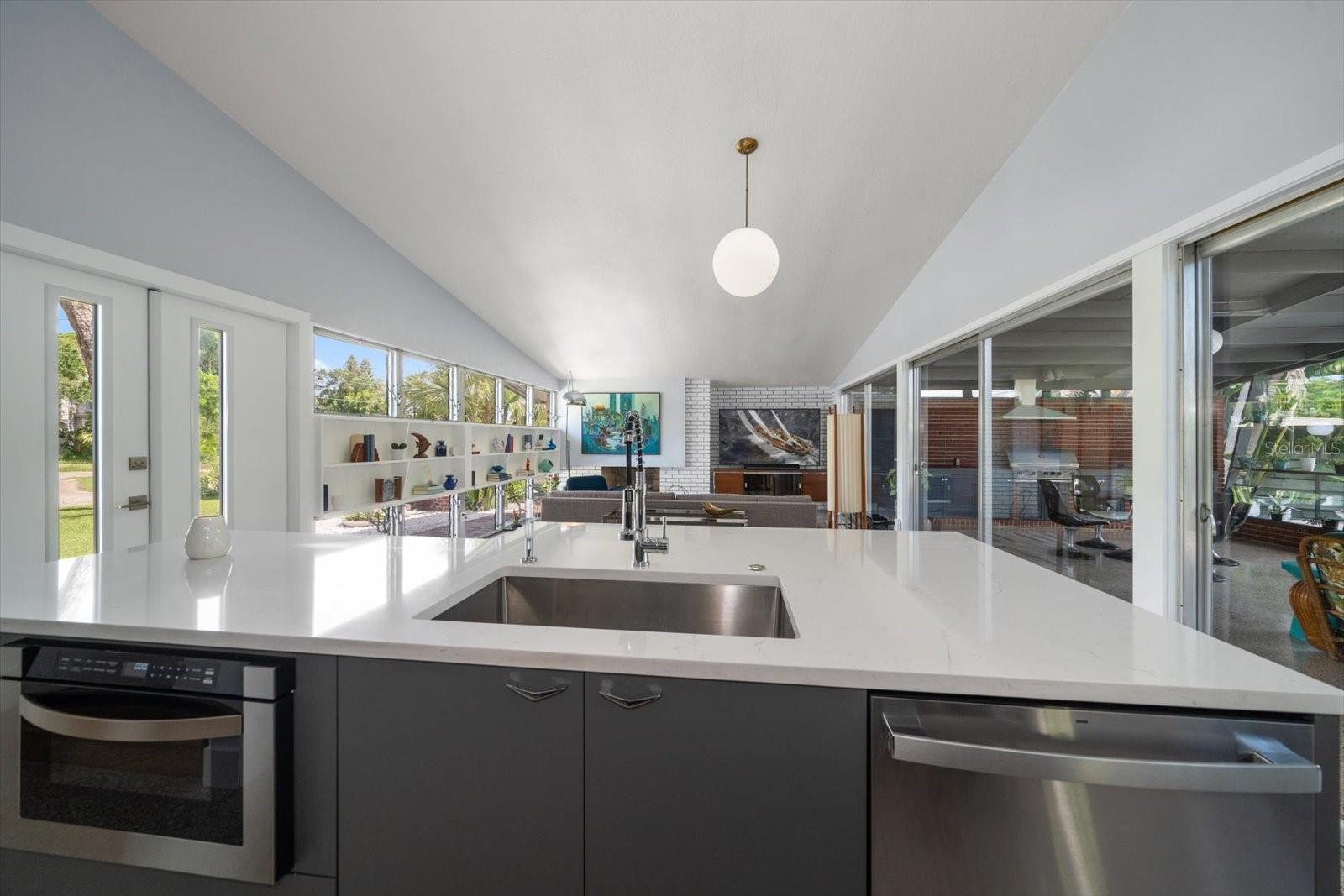 Image 15 of 74 For 4610 Cypress Way S