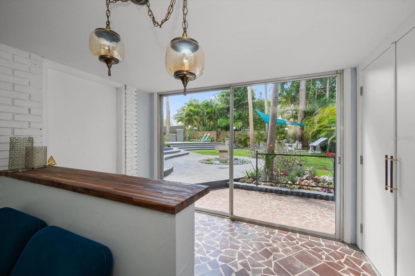 Image 33 of 74 For 4610 Cypress Way S