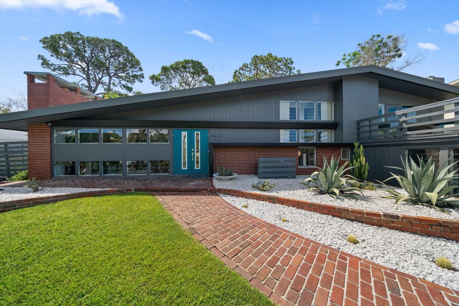 Image 4 of 74 For 4610 Cypress Way S