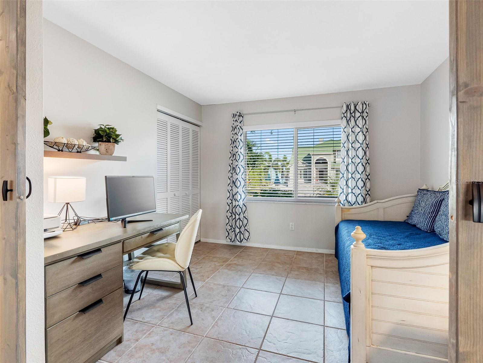 Image 41 of 56 For 6604 Dolphin Cove Drive