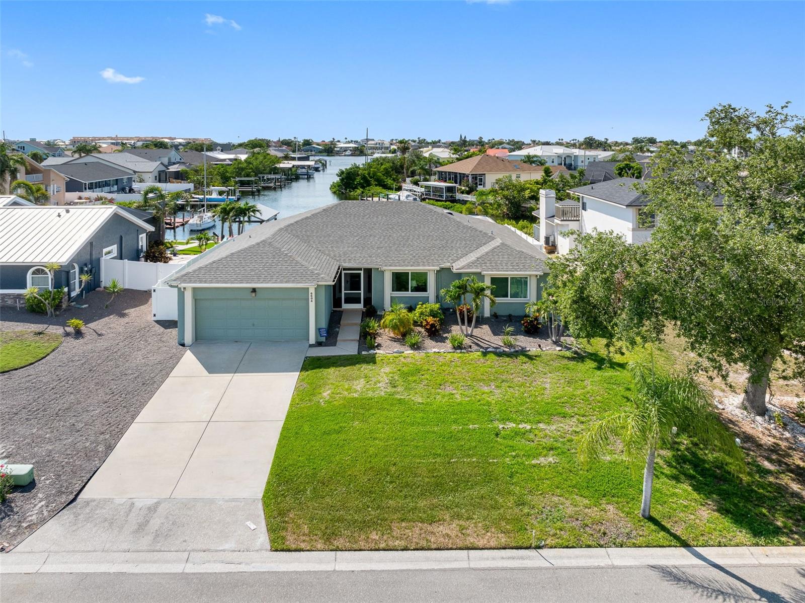 Image 5 of 56 For 6604 Dolphin Cove Drive