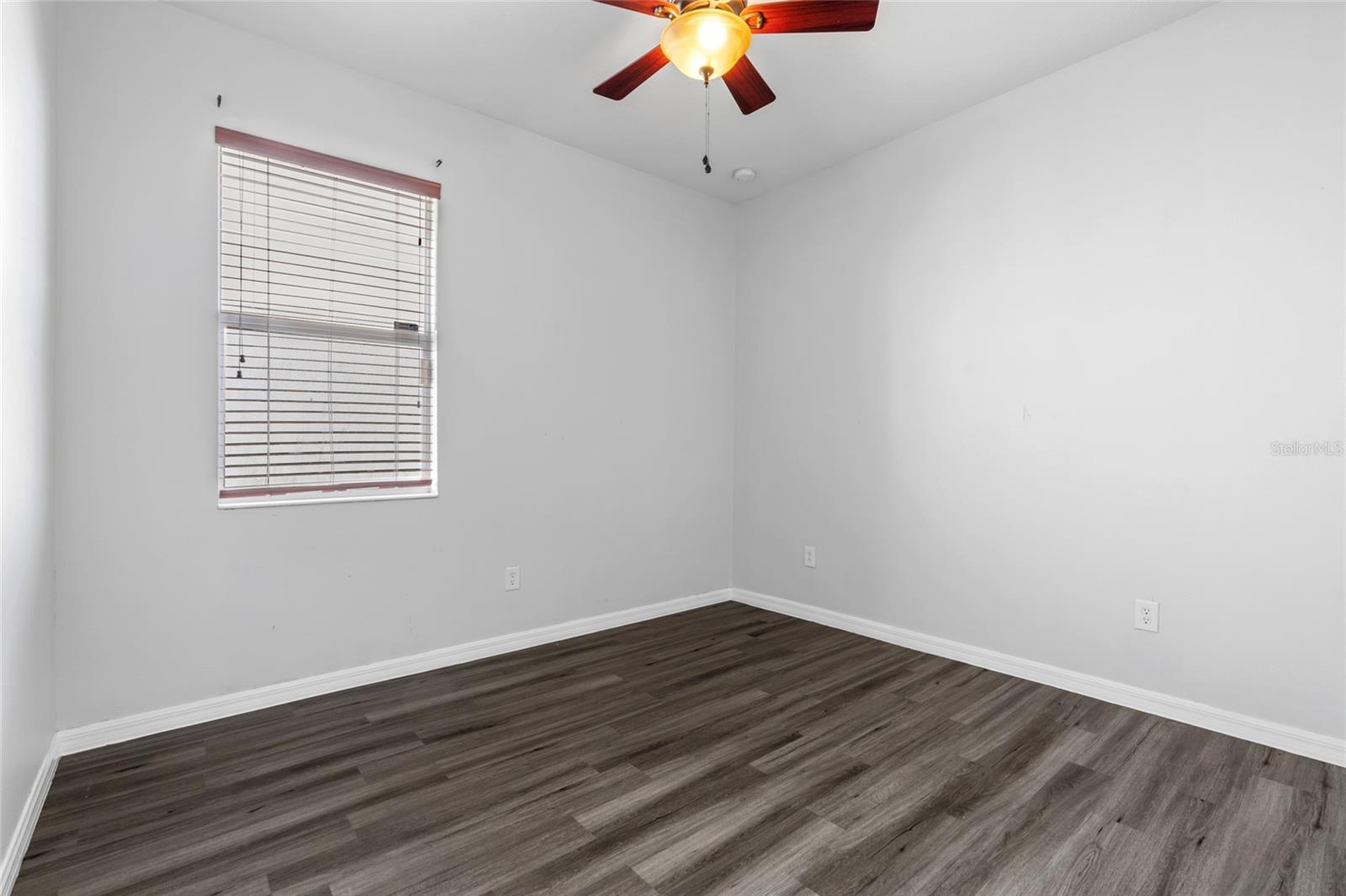 Image 26 of 44 For 9031 Sienna Moss Lane