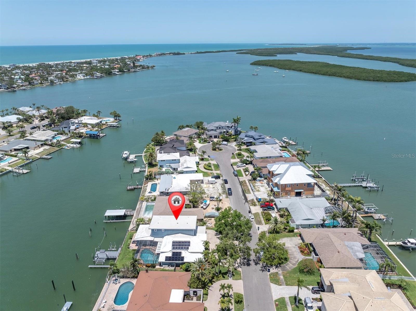 Details for 860 Harbor Island, CLEARWATER BEACH, FL 33767