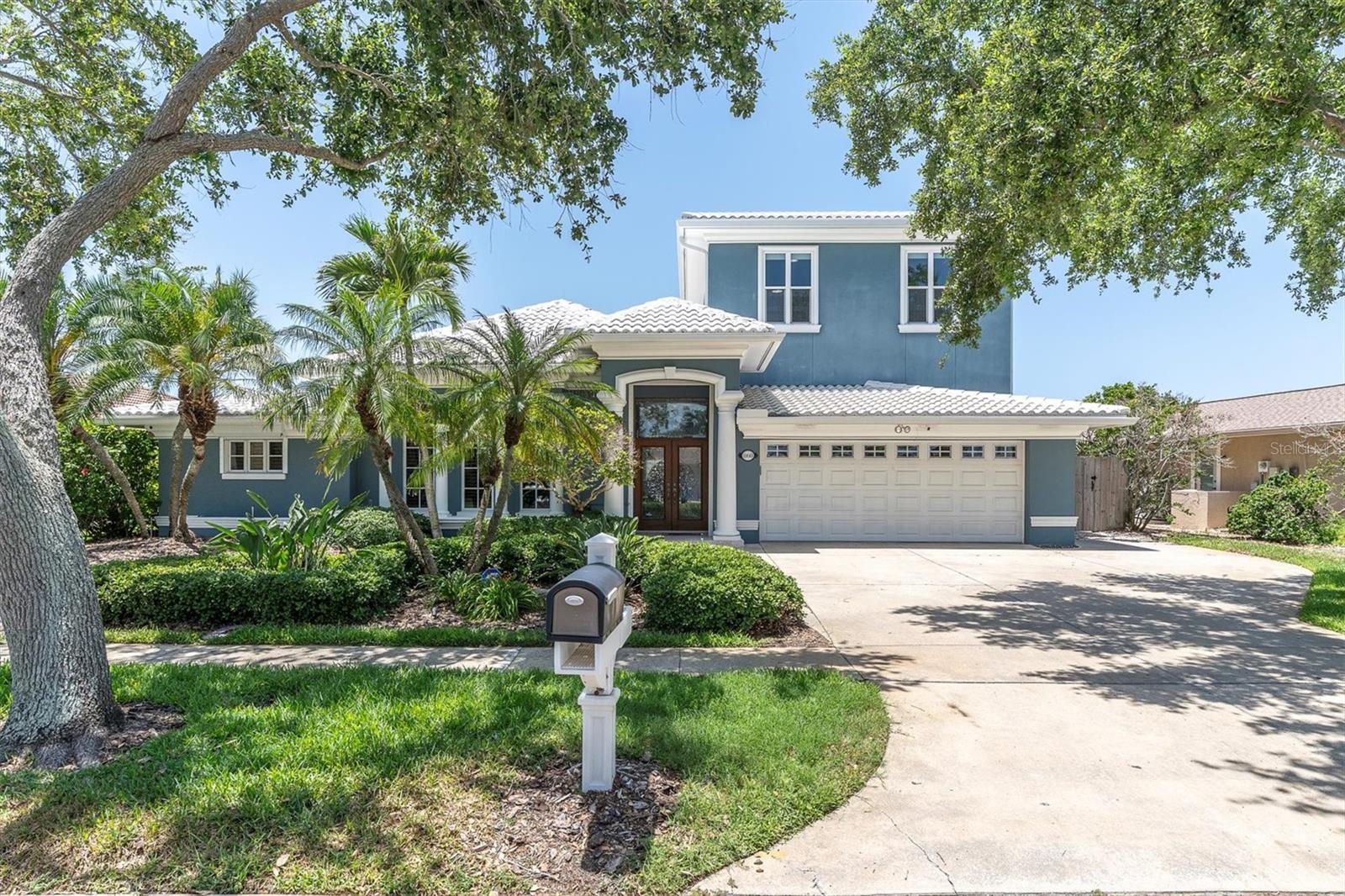 Image 2 of 62 For 860 Harbor Island