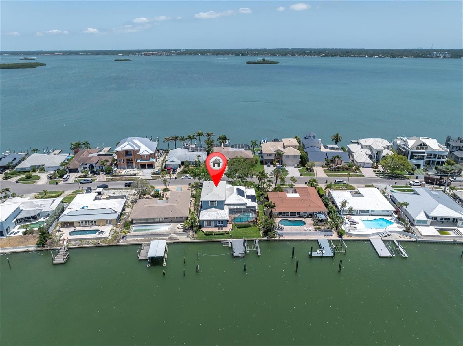 Image 49 of 62 For 860 Harbor Island