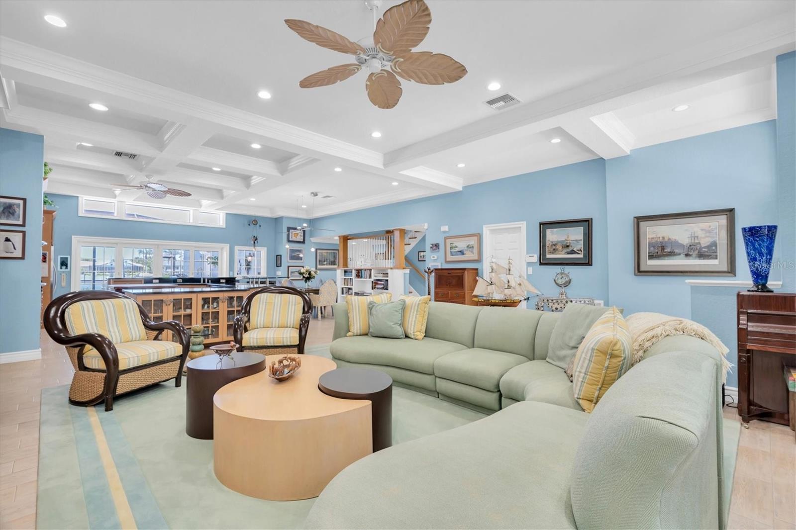 Image 9 of 62 For 860 Harbor Island