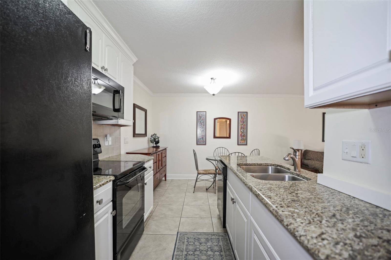 Image 10 of 41 For 950 Broadway  103