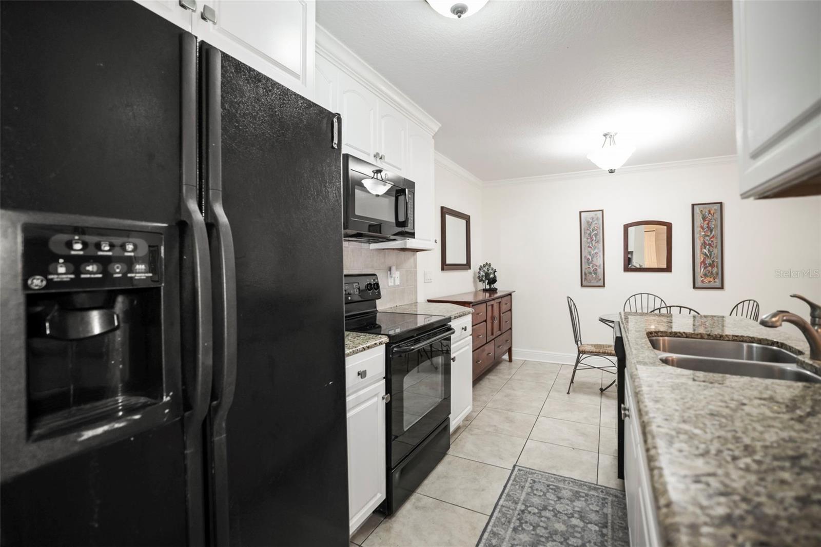 Image 4 of 41 For 950 Broadway  103