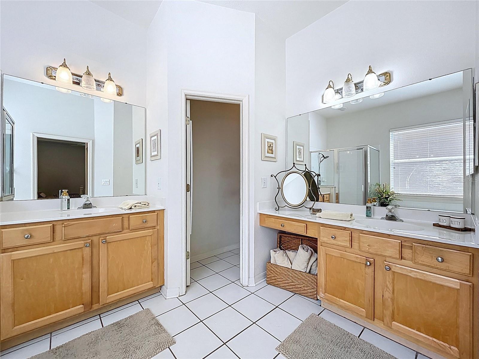 Image 39 of 71 For 10309 Marchmont Court