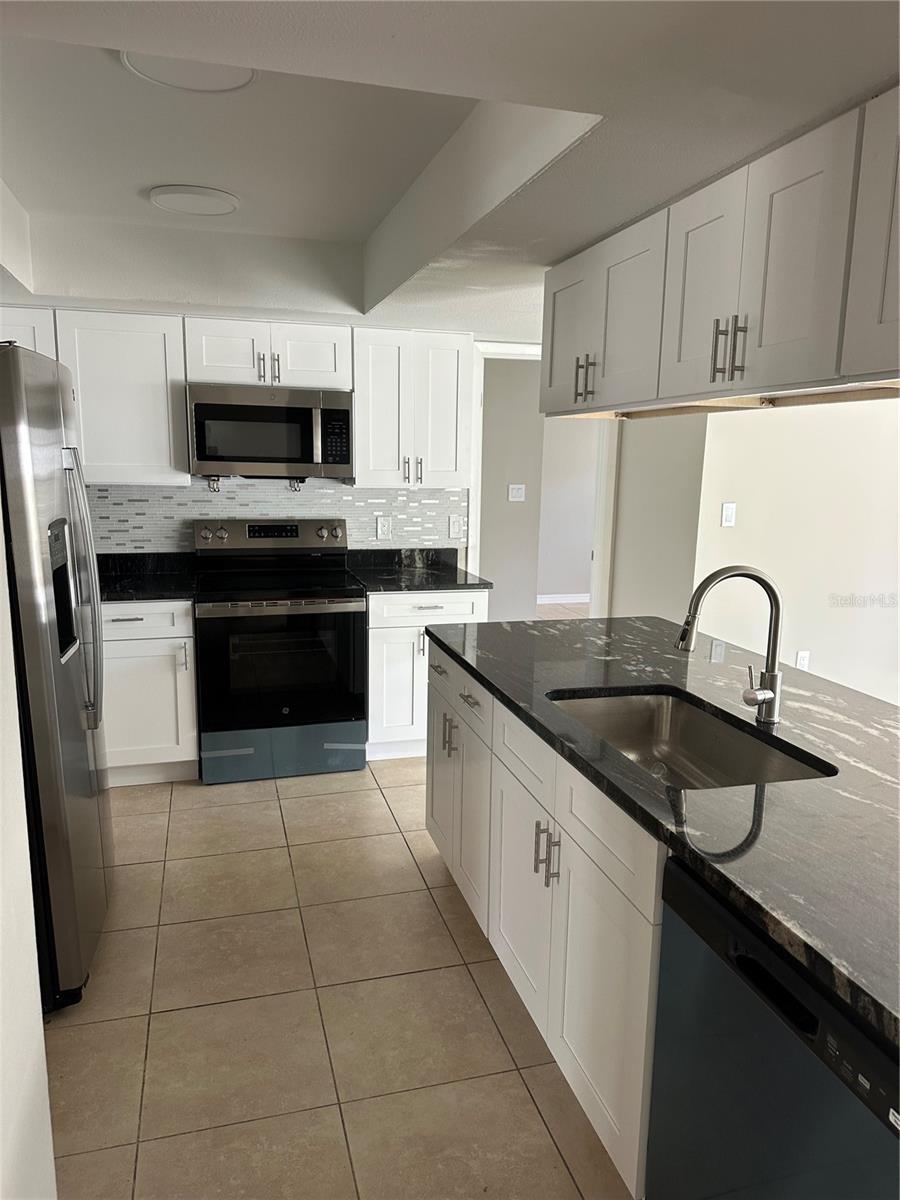 Image 3 of 10 For 3413 Dove Hollow Court