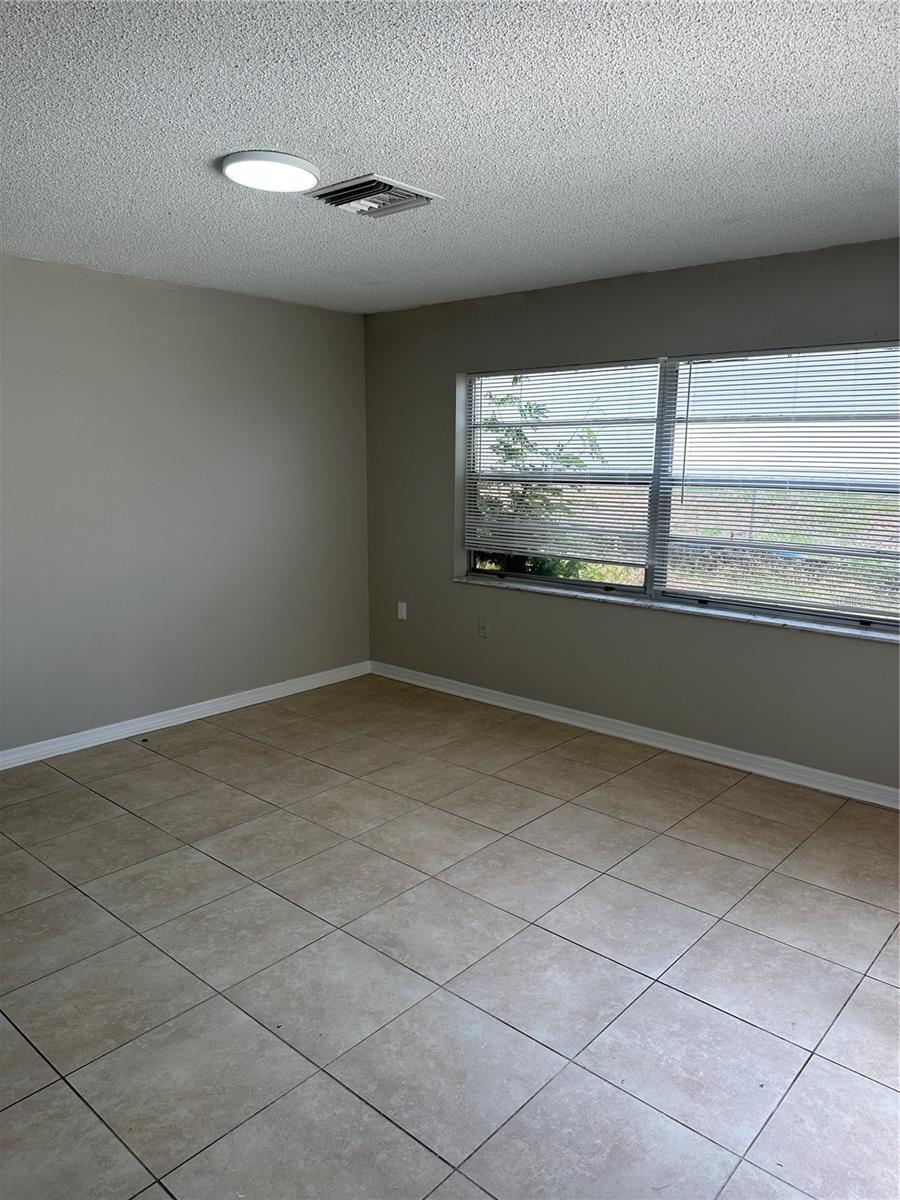 Image 8 of 10 For 3413 Dove Hollow Court